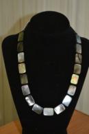 Бусы из перламутра  082