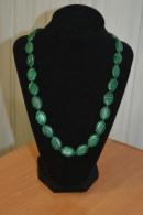 Бусы из малахита  085