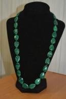 Бусы из малахита 086