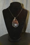 Подвеска из агата  0168