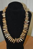 Бусы из песчанника  038